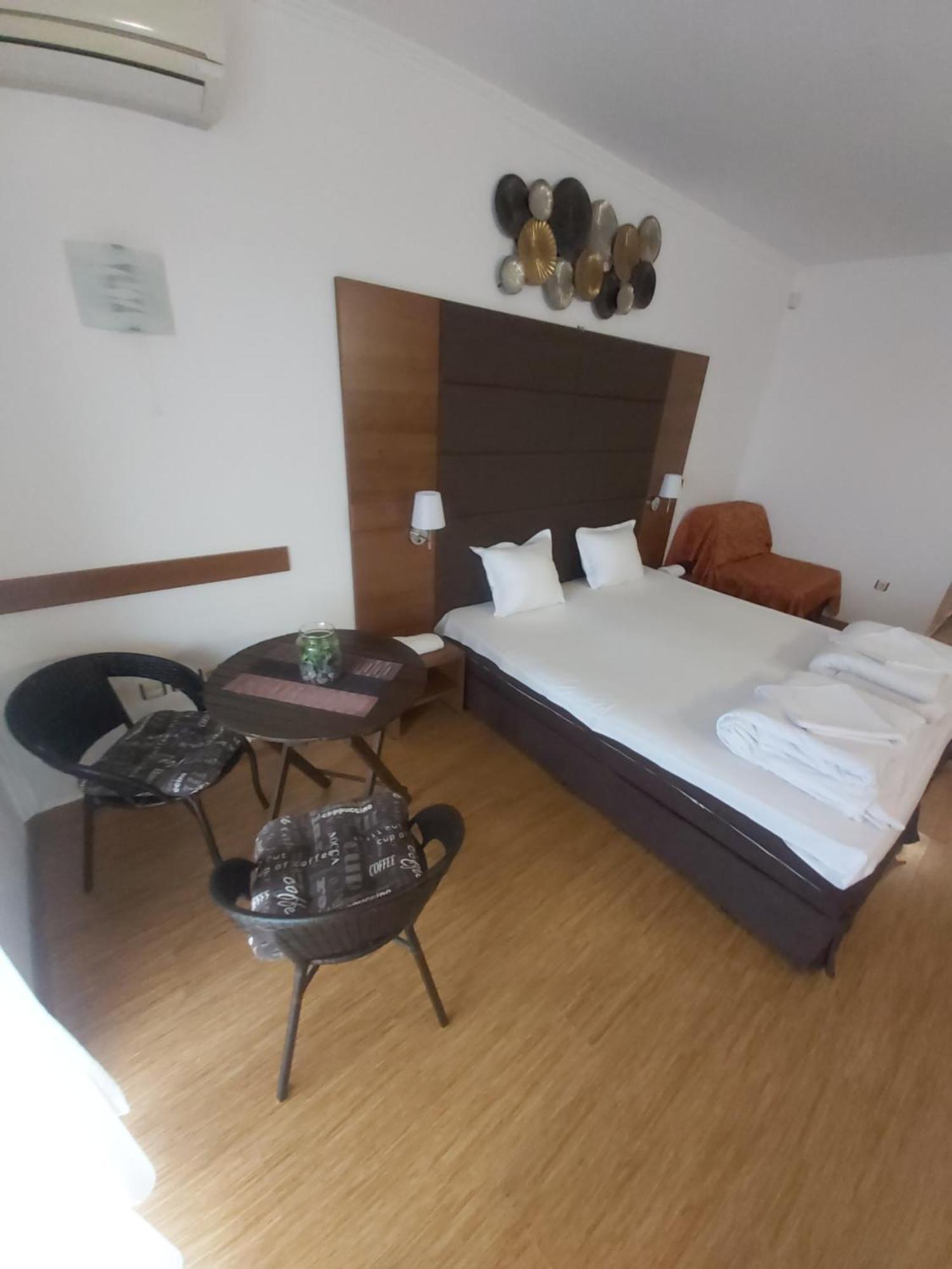 Къща за гости скалите 3*